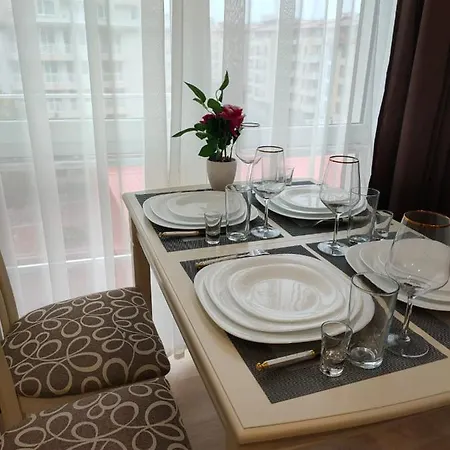 Апартаменты Afrodita , 4 Floor, Pool View